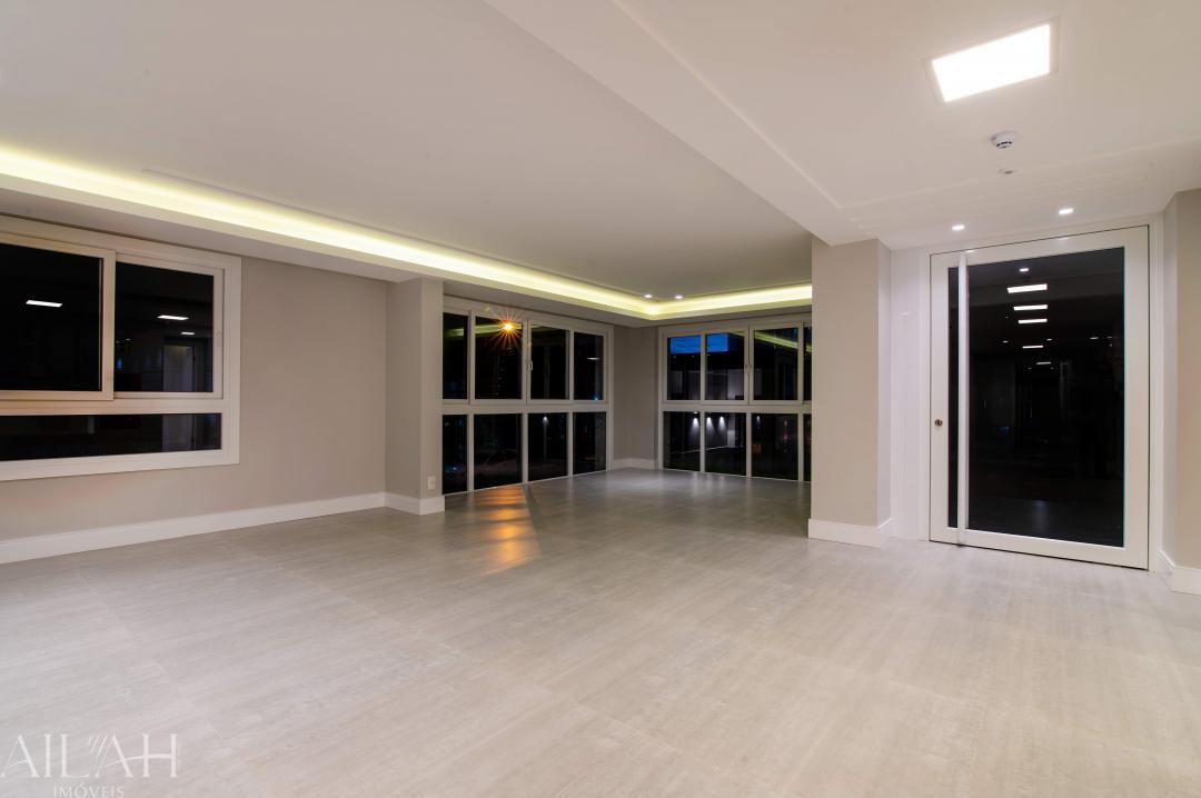 Apartamento, 3 quartos, 242 m² - Foto 17