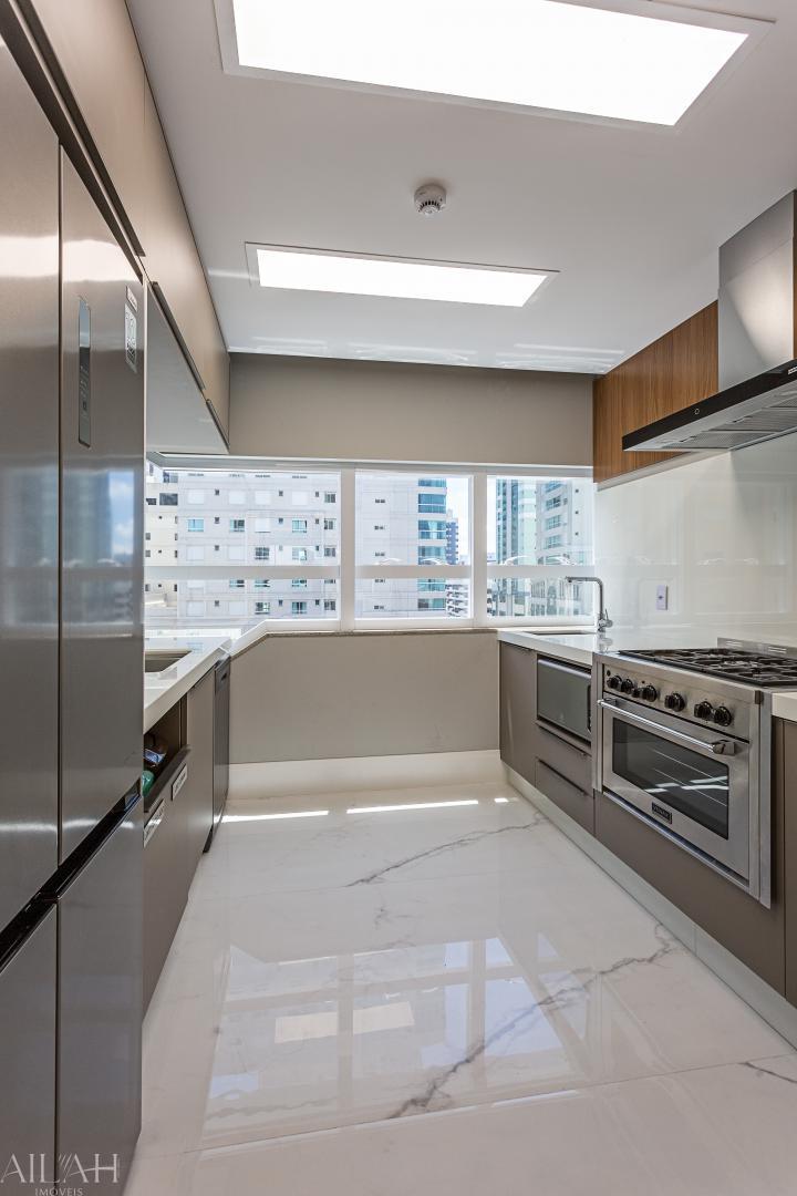 Apartamento, 4 quartos, 216 m² - Foto 25