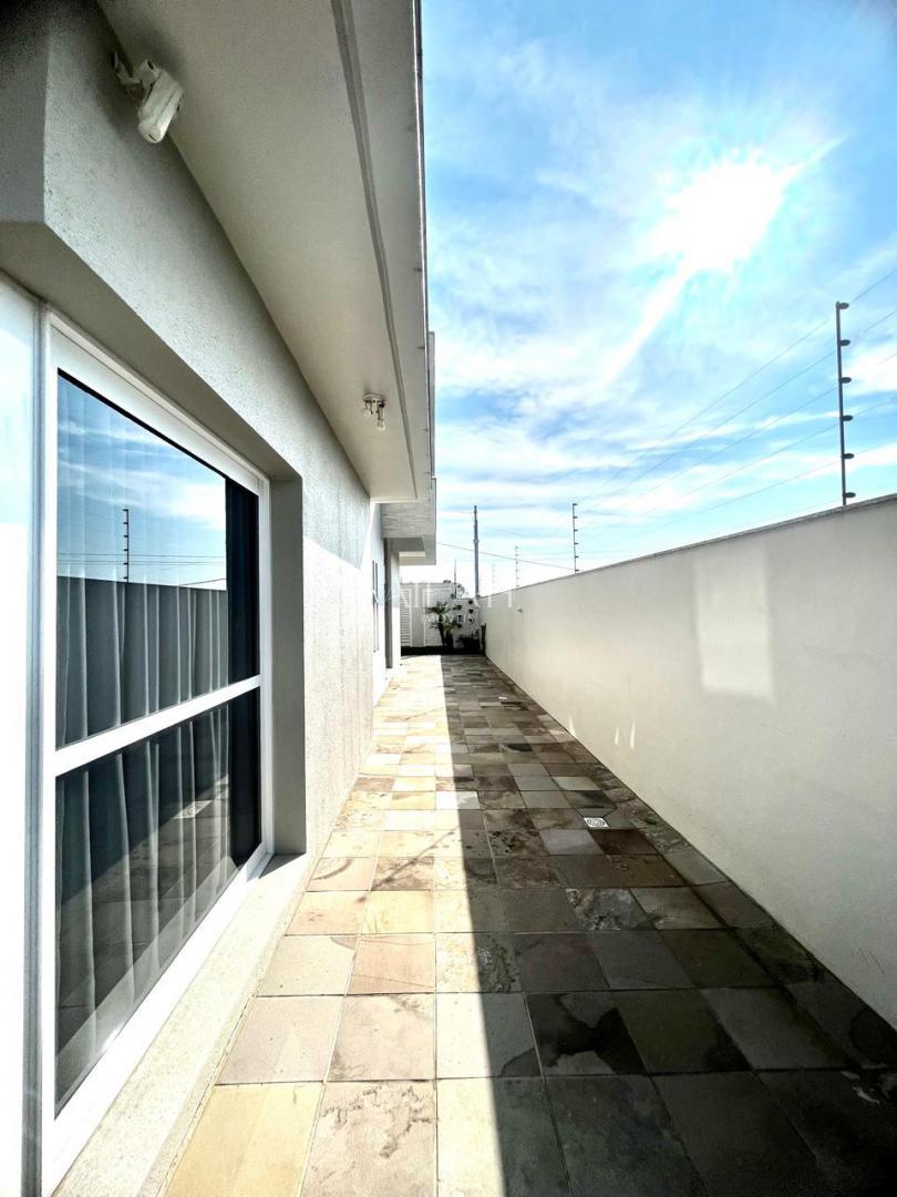 Casa, 3 quartos, 294 m² - Foto 3