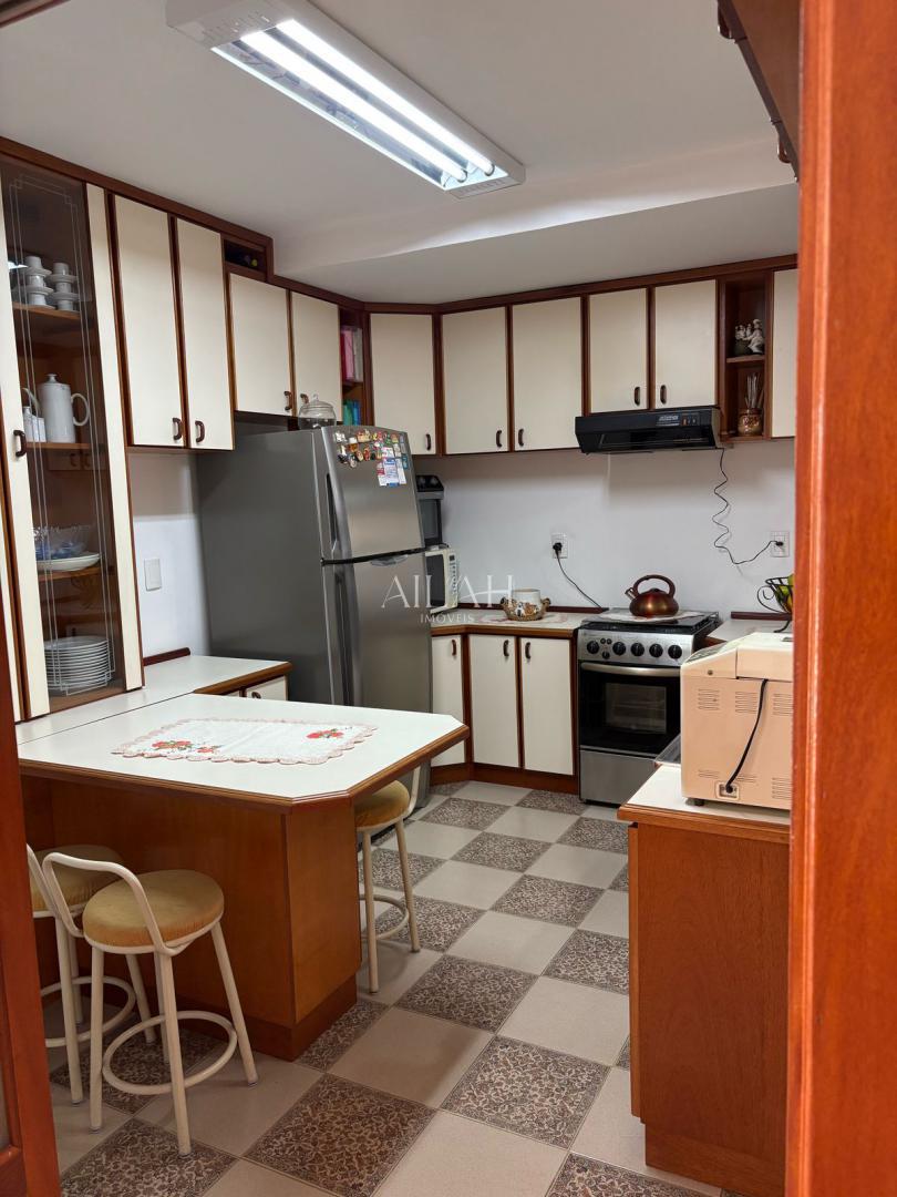 Cobertura, 3 quartos, 216 m² - Foto 6