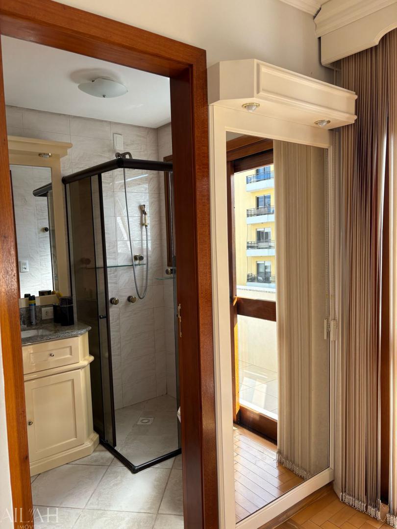 Cobertura, 3 quartos, 216 m² - Foto 10