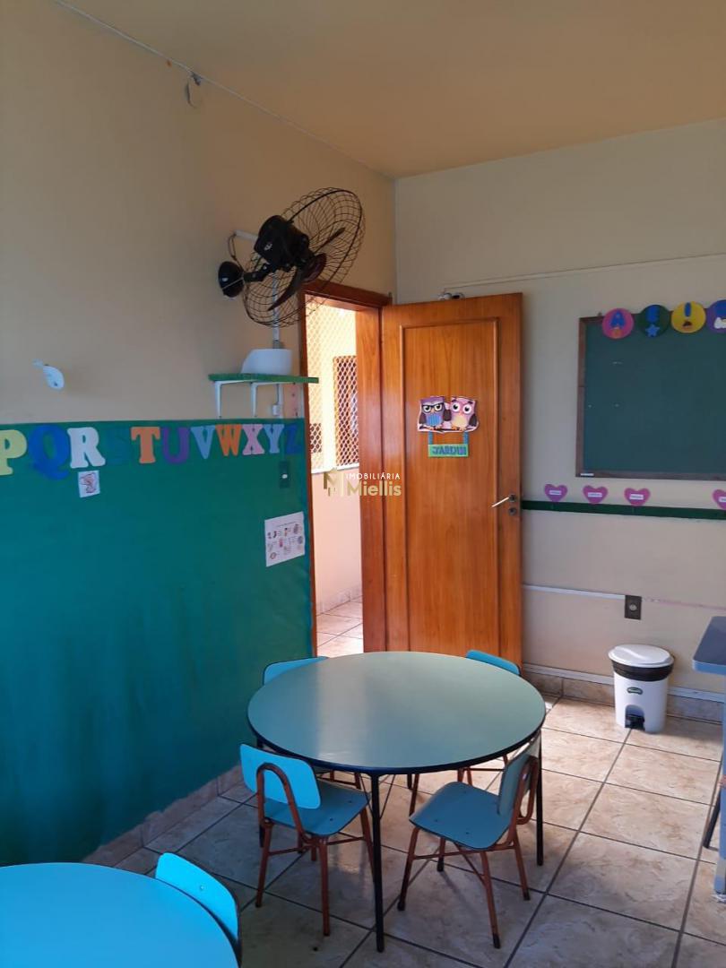 Casa, 5 quartos, 400 m² - Foto 17