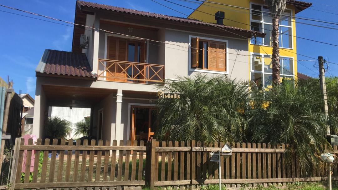 Casa, 3 quartos, 200 m² - Foto 1