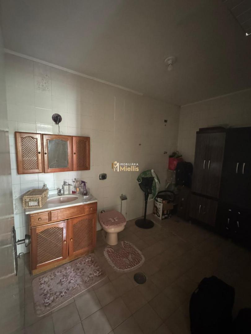 Casa, 6 quartos, 264 m² - Foto 8