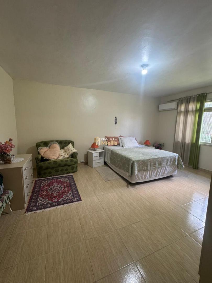 Casa, 6 quartos, 264 m² - Foto 10