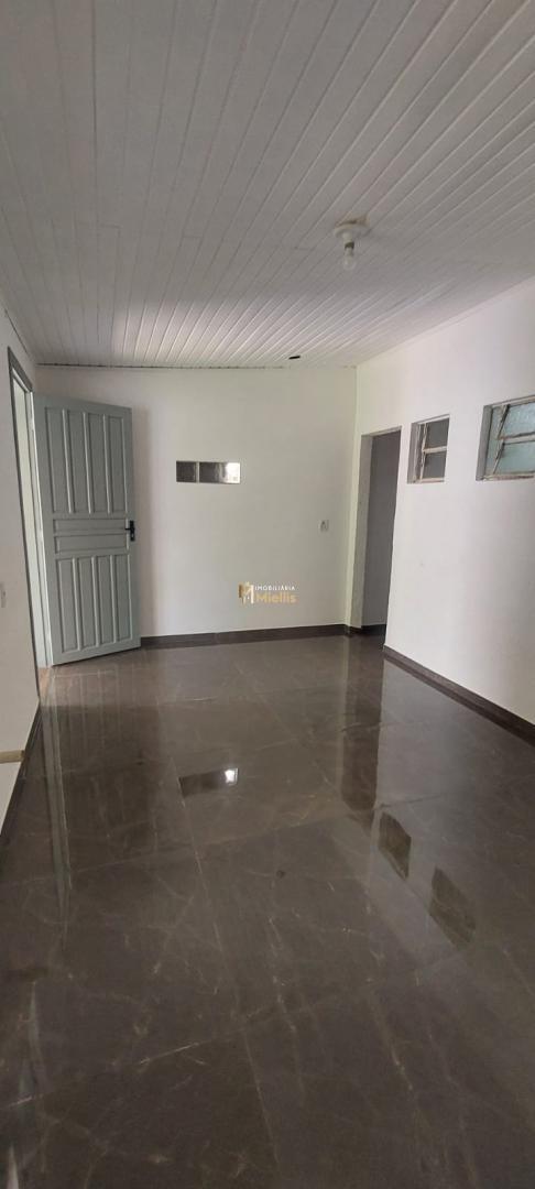 Casa, 2 quartos, 56 m² - Foto 2