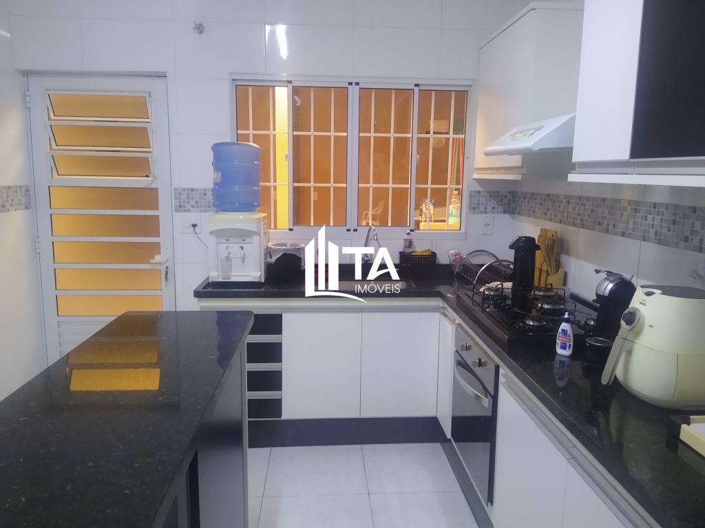 Casa, 3 quartos, 180 m² - Foto 1