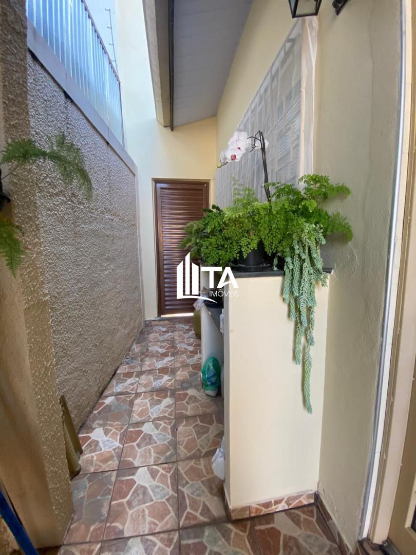 Casa, 3 quartos, 180 m² - Foto 3