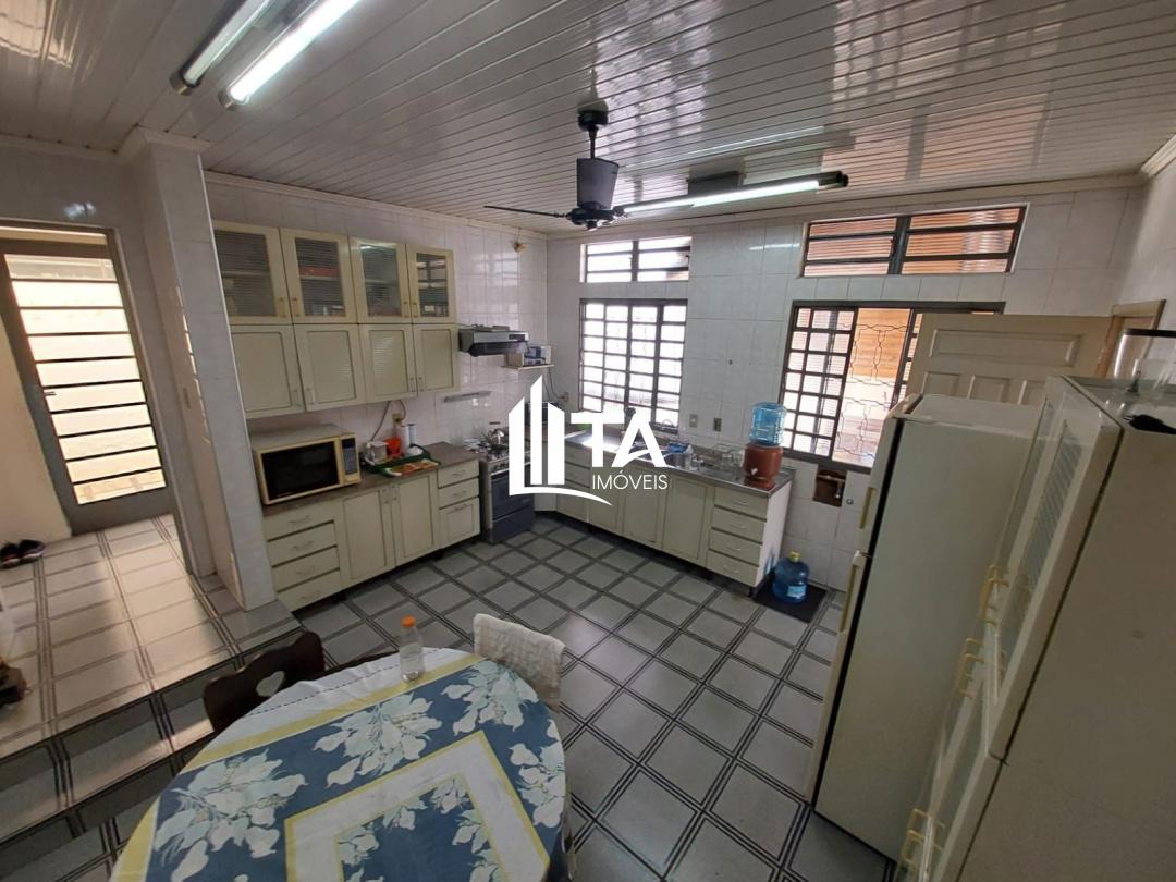 Casa, 3 quartos, 141 m² - Foto 5