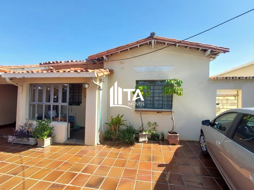 Casa, 3 quartos, 141 m² - Foto 1