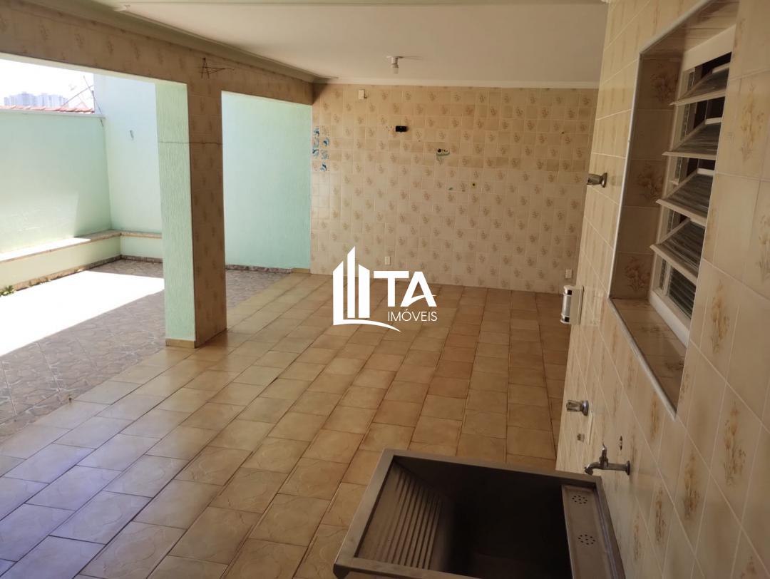 Casa, 3 quartos, 250 m² - Foto 8