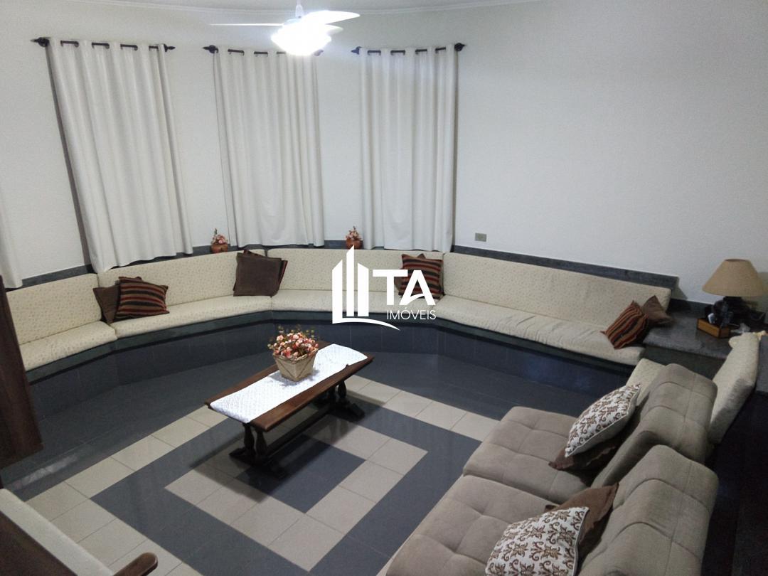 Casa, 3 quartos, 293 m² - Foto 1