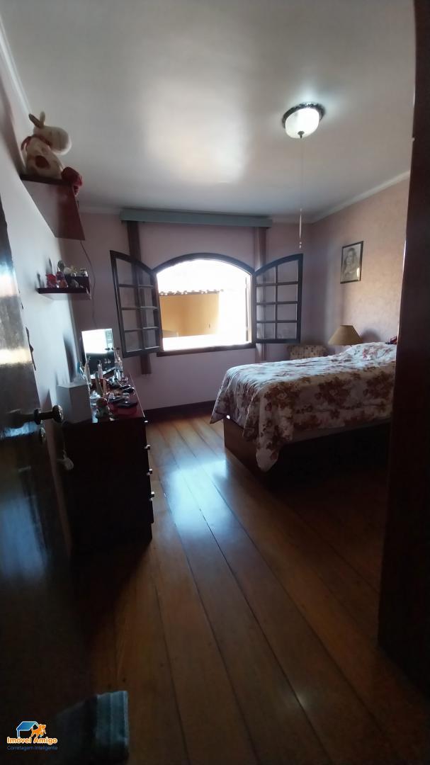 Casa, 3 quartos, 313 m² - Foto 4