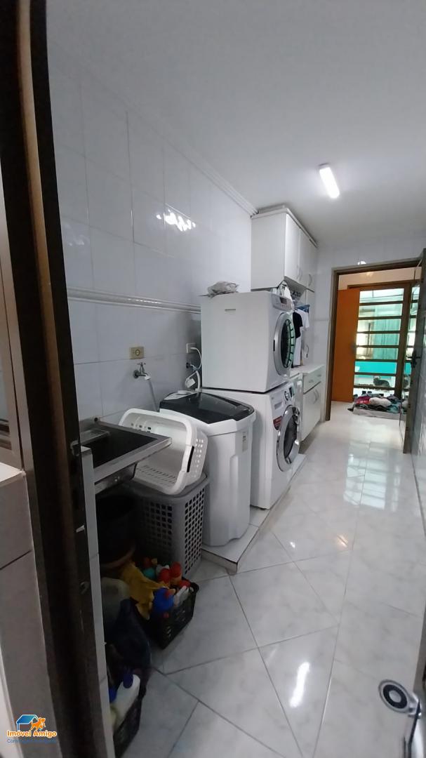 Casa, 4 quartos, 286 m² - Foto 9