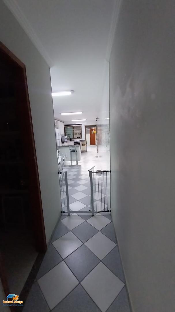Casa, 4 quartos, 286 m² - Foto 21