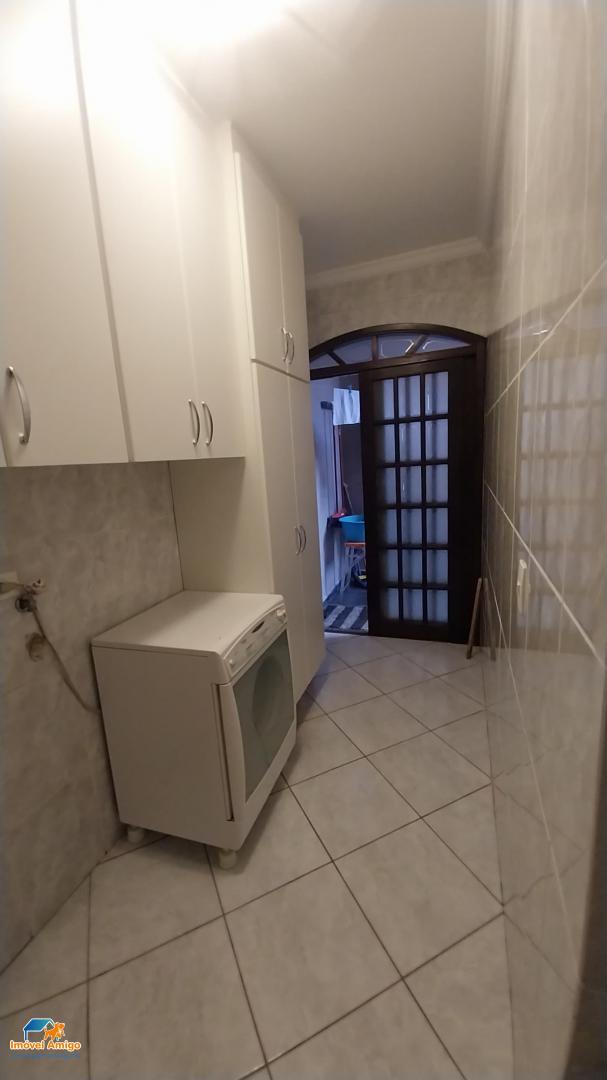 Casa, 3 quartos, 198 m² - Foto 13