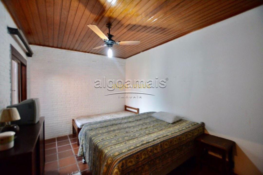 Casa, 3 quartos, 210 m² - Foto 15