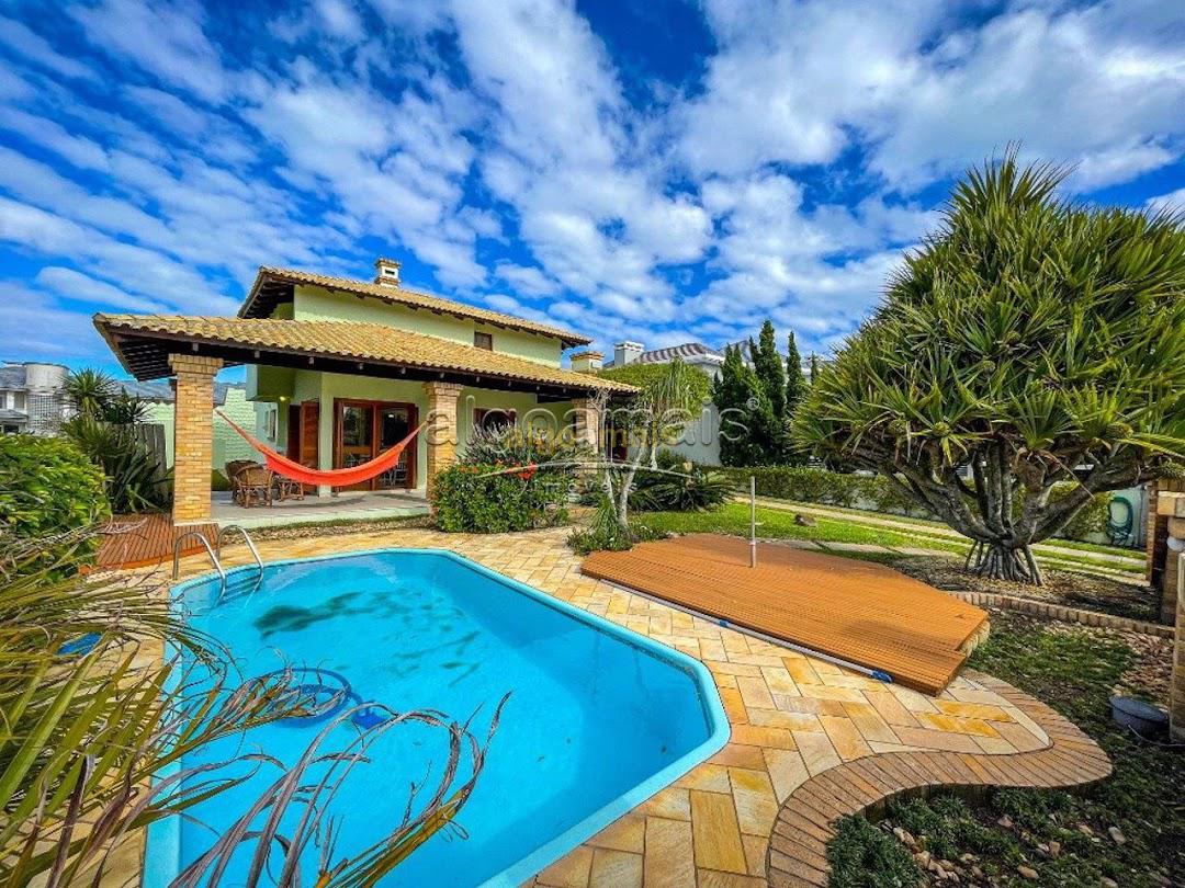 Casa, 4 quartos, 366 m² - Foto 1