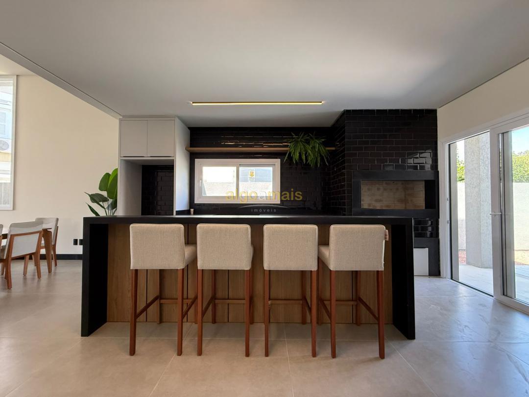 Casa, 4 quartos, 196 m² - Foto 5