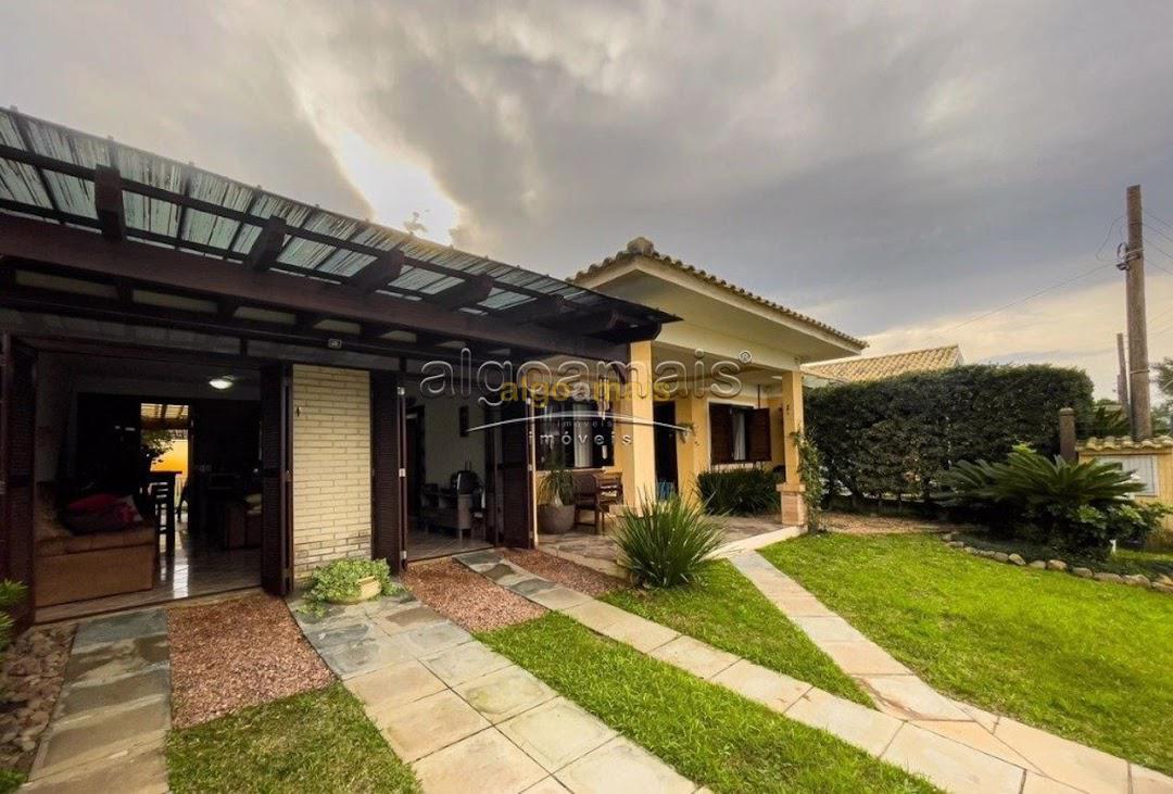 Casa, 3 quartos, 130 m² - Foto 1