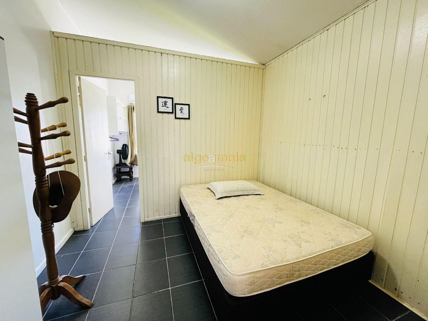 Casa, 6 quartos, 318 m² - Foto 32