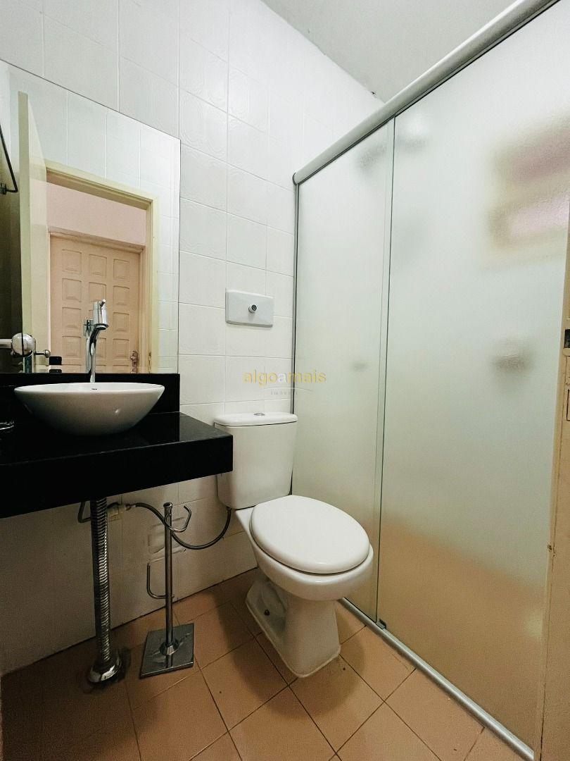 Casa, 6 quartos, 318 m² - Foto 35