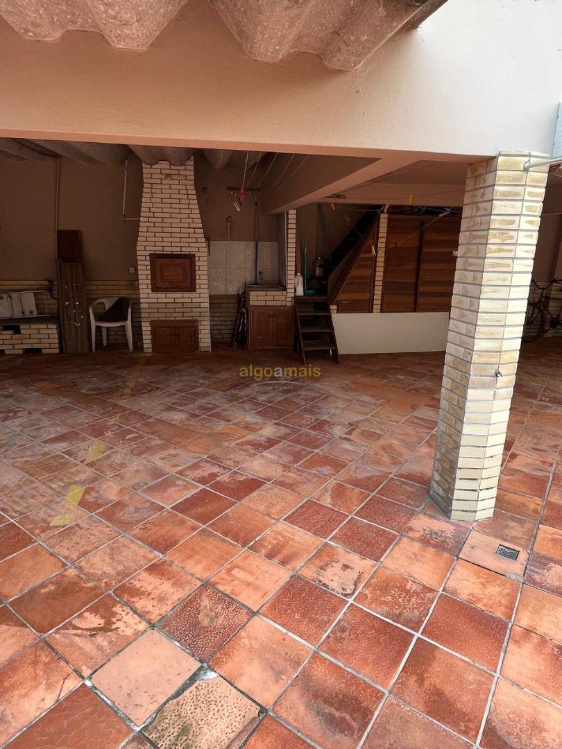 Casa, 3 quartos, 128 m² - Foto 2