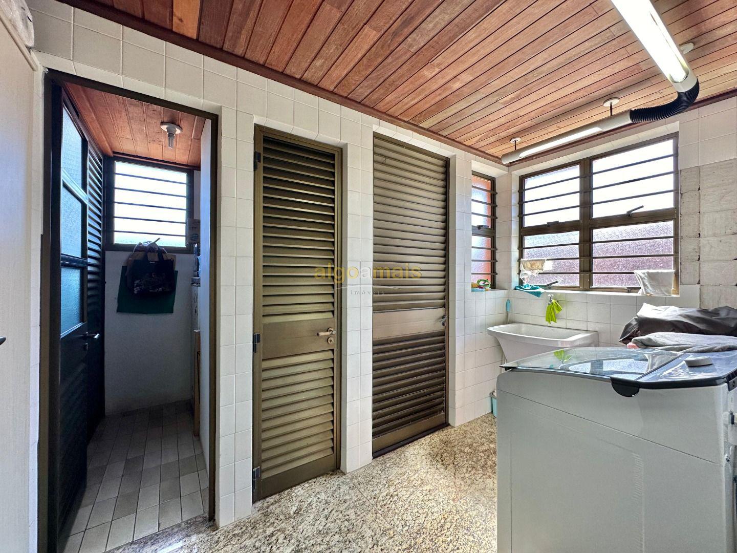 Casa, 5 quartos, 436 m² - Foto 19