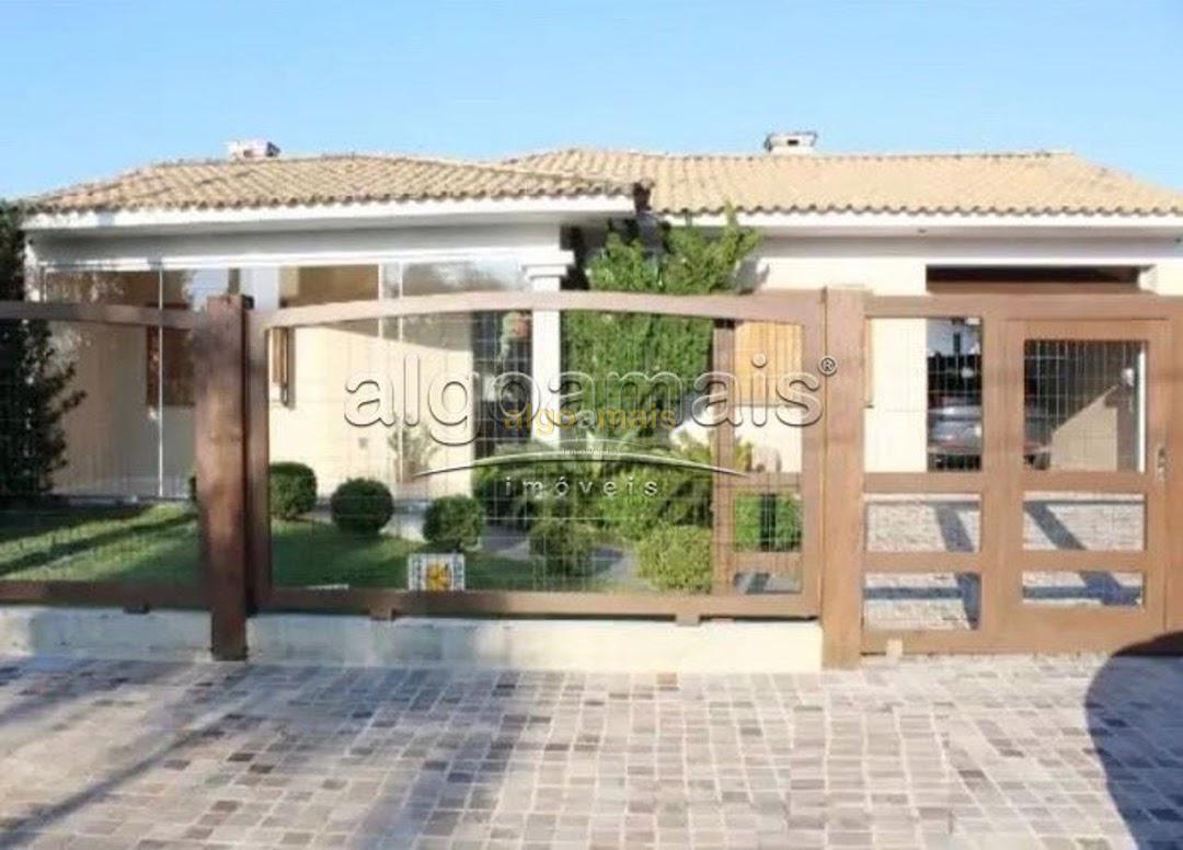 Casa, 3 quartos, 220 m² - Foto 1