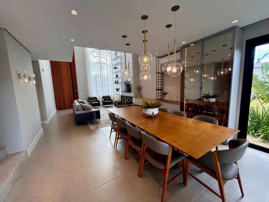 Casa, 4 quartos, 226 m² - Foto 6