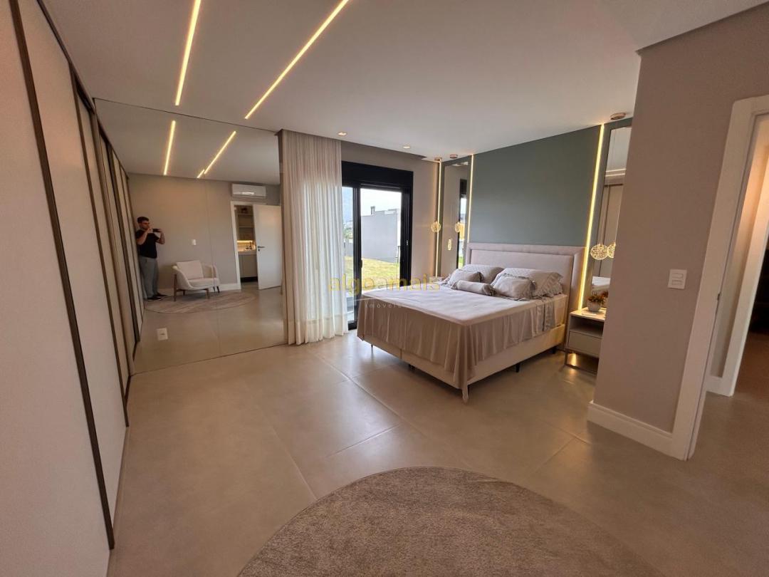 Casa, 4 quartos, 226 m² - Foto 27