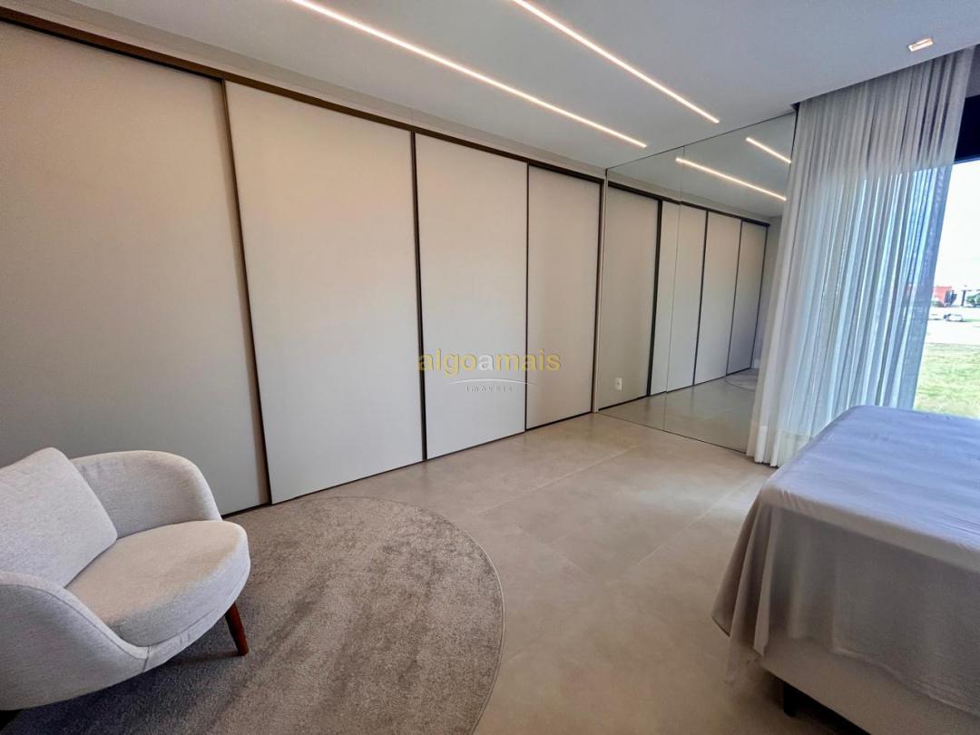 Casa, 4 quartos, 226 m² - Foto 28