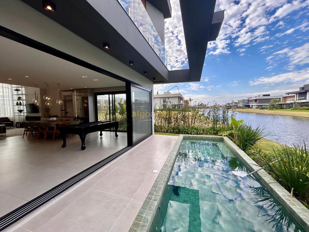 Casa, 4 quartos, 226 m² - Foto 29