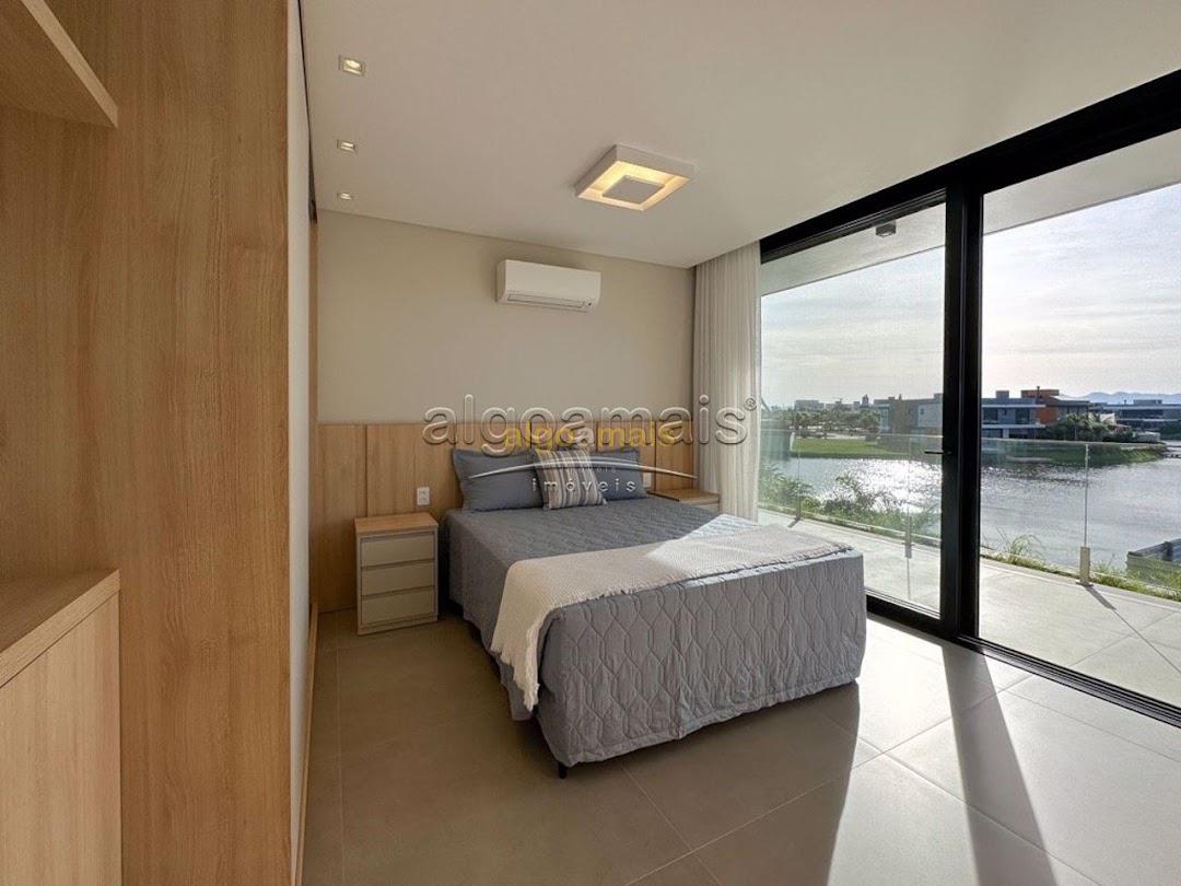 Casa, 4 quartos, 382 m² - Foto 32