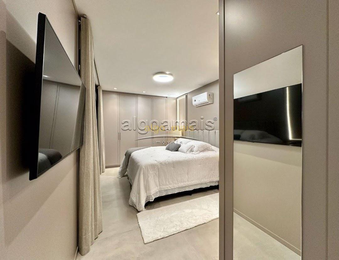 Casa, 4 quartos, 240 m² - Foto 19