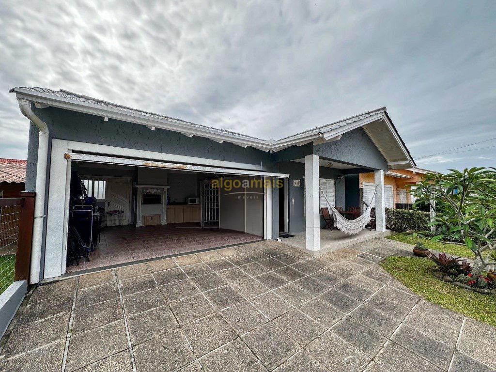 Casa, 4 quartos, 169 m² - Foto 1