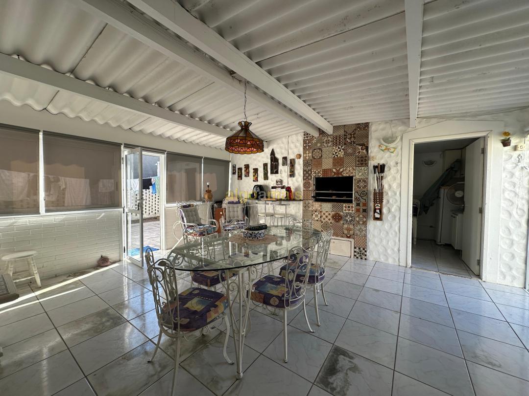 Casa, 5 quartos, 158 m² - Foto 3