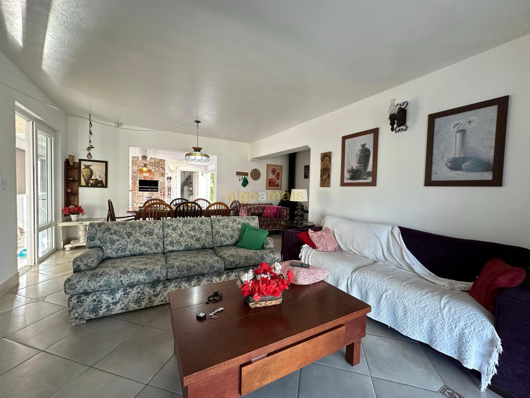 Casa, 5 quartos, 158 m² - Foto 4