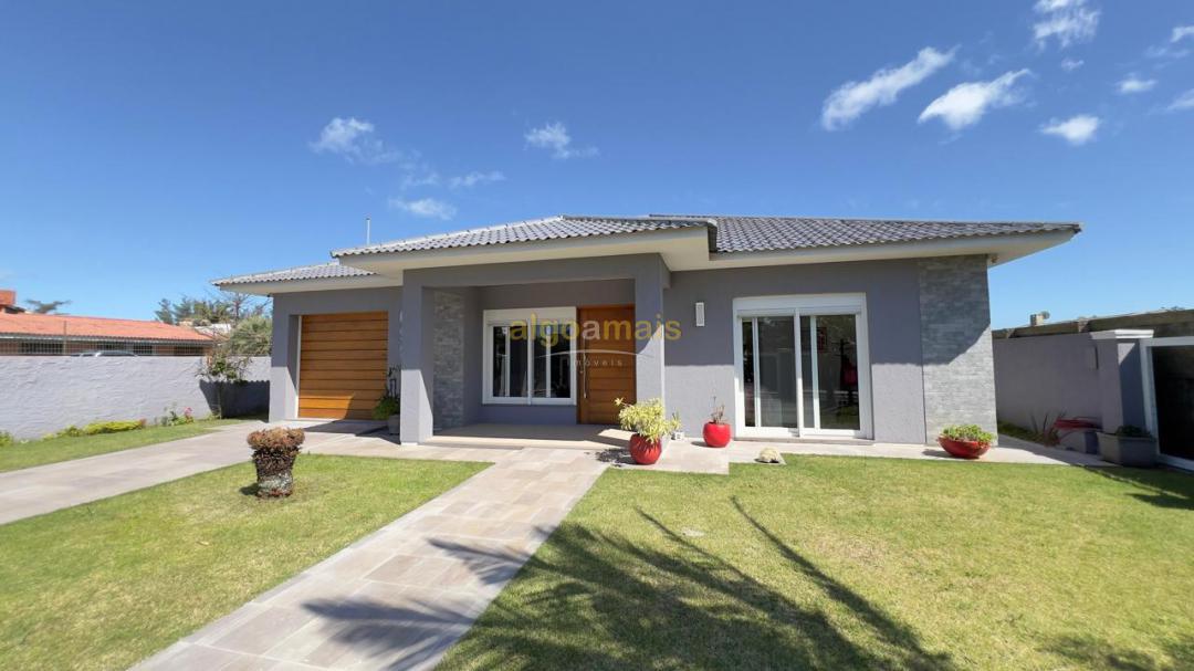 Casa, 3 quartos, 240 m² - Foto 1