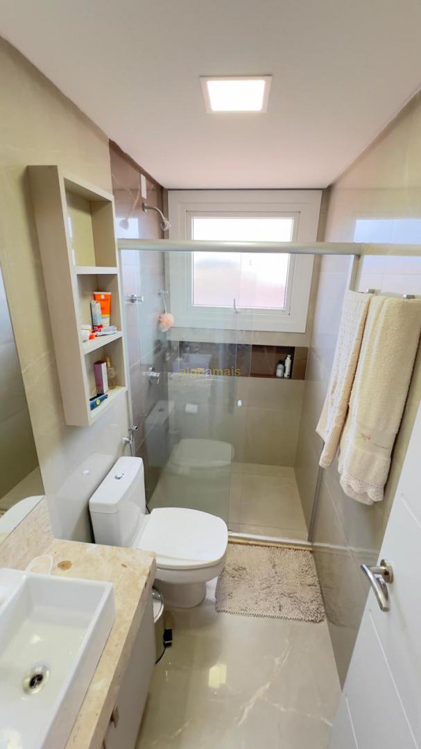 Casa, 3 quartos, 240 m² - Foto 9