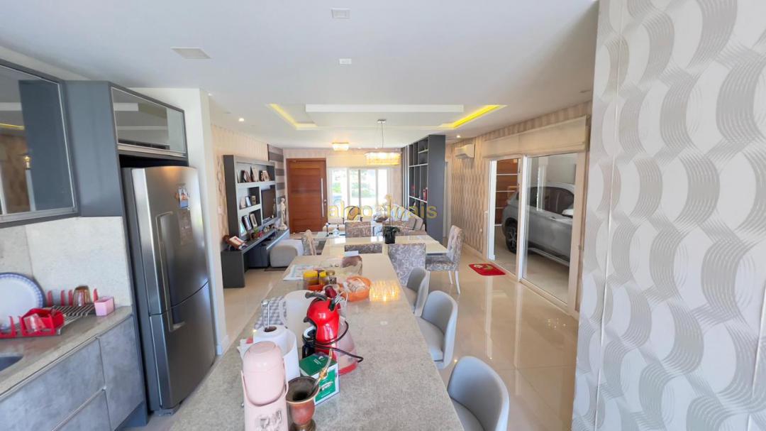 Casa, 3 quartos, 240 m² - Foto 15