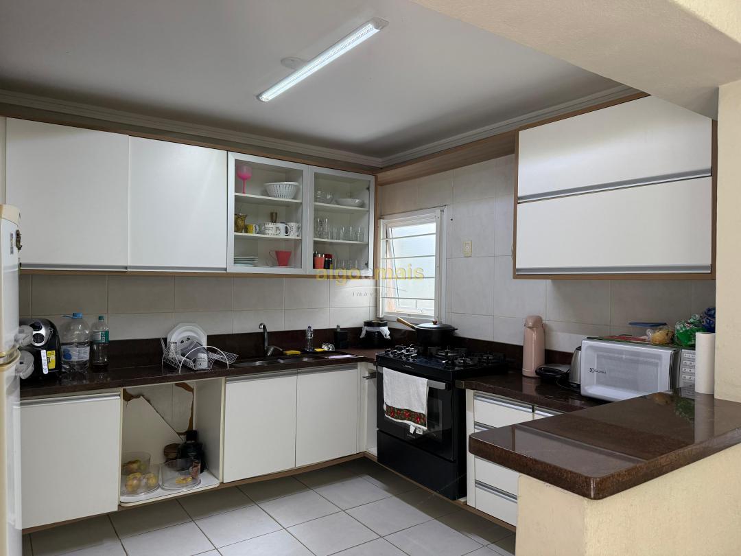 Casa, 5 quartos, 222 m² - Foto 42