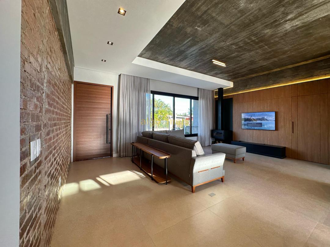 Casa, 5 quartos, 234 m² - Foto 4