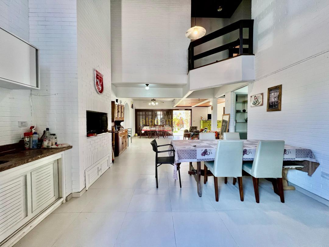 Casa, 5 quartos, 250 m² - Foto 15