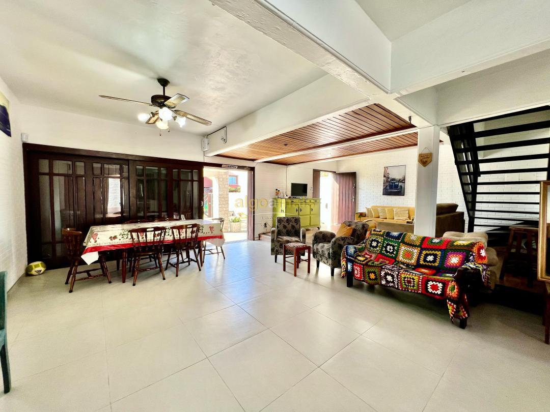 Casa, 5 quartos, 250 m² - Foto 17