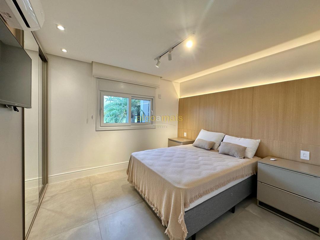 Casa, 5 quartos, 284 m² - Foto 23