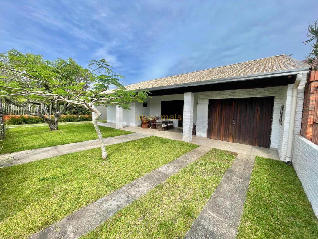 Casa, 5 quartos, 280 m² - Foto 1