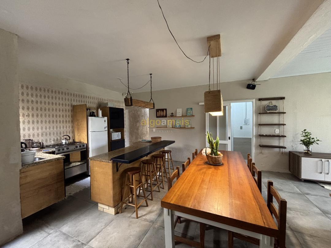 Casa, 6 quartos, 275 m² - Foto 26