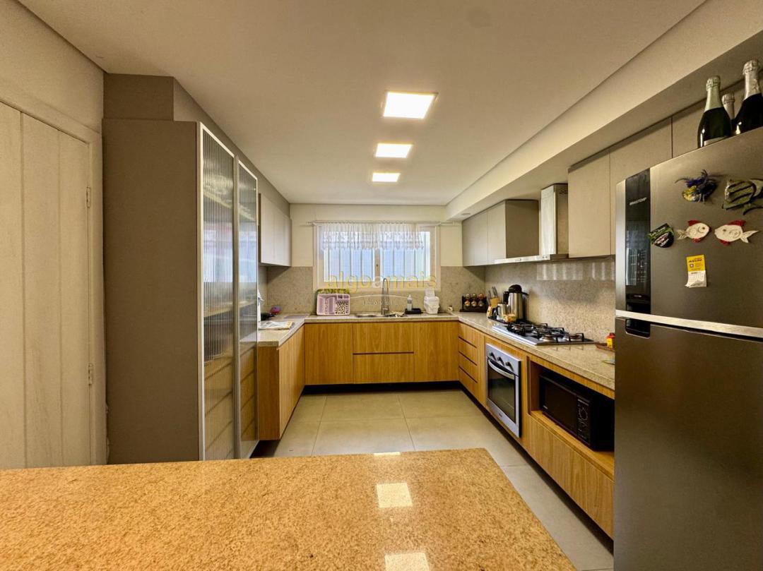 Casa, 3 quartos, 202 m² - Foto 15