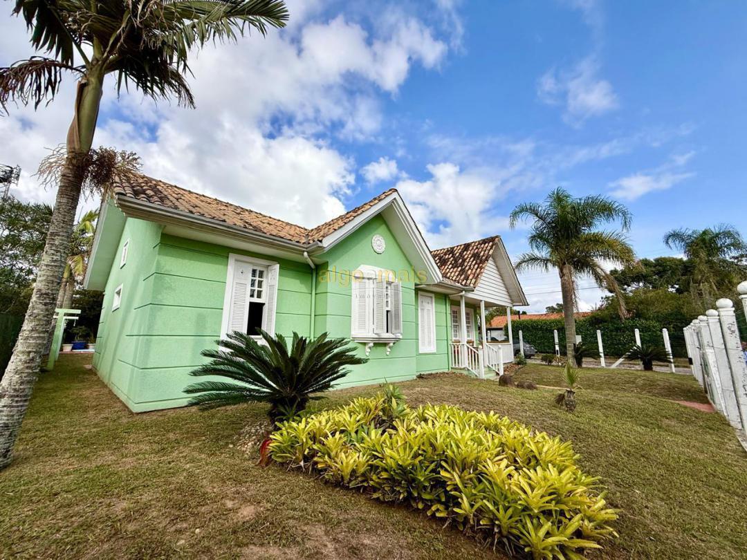Casa, 4 quartos, 205 m² - Foto 1
